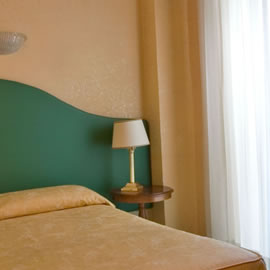rome hotel cheap single room