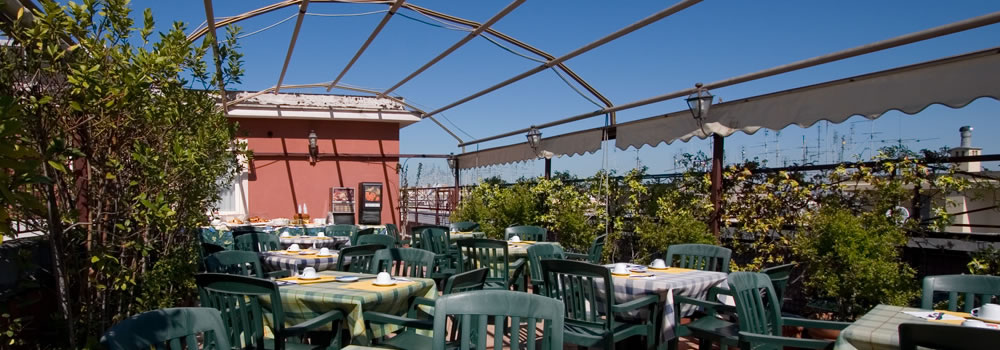 Cheap Rome Hotel with terrace 